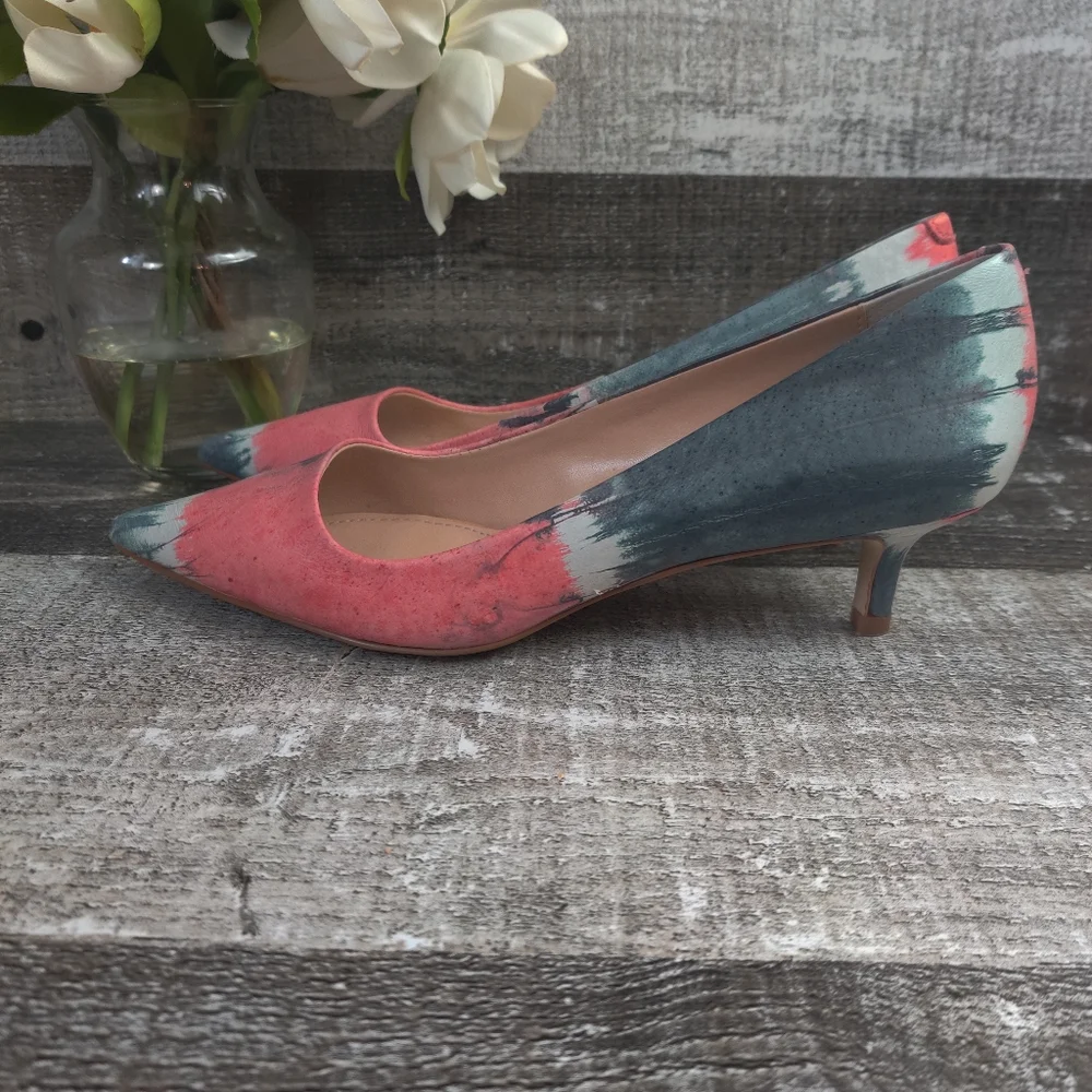 Charles David leather tye dye kitten heels